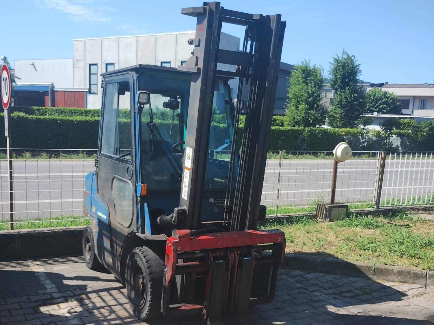 Carrello frontale diesel Mitsubishi FD25NT usato garantito (rif.176)
